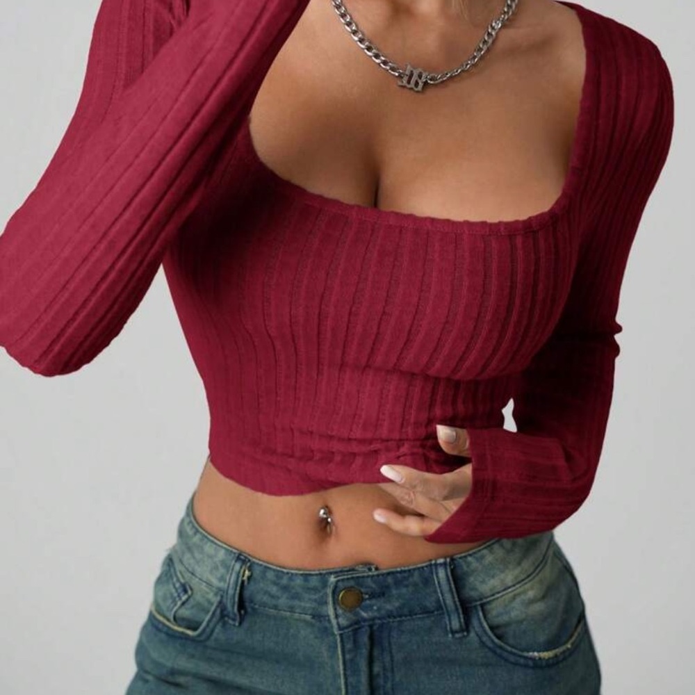 Elegant Ribbed Burgundy Top
